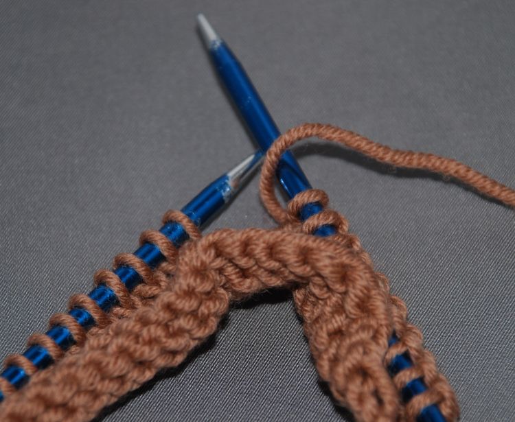 Learn Knitting Yarn Over For Different Situations