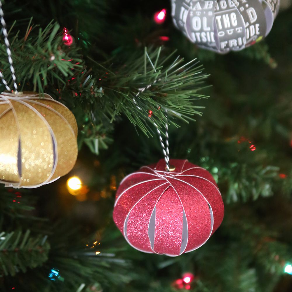 25 Adorable Christmas Ornament Crafts For Kids